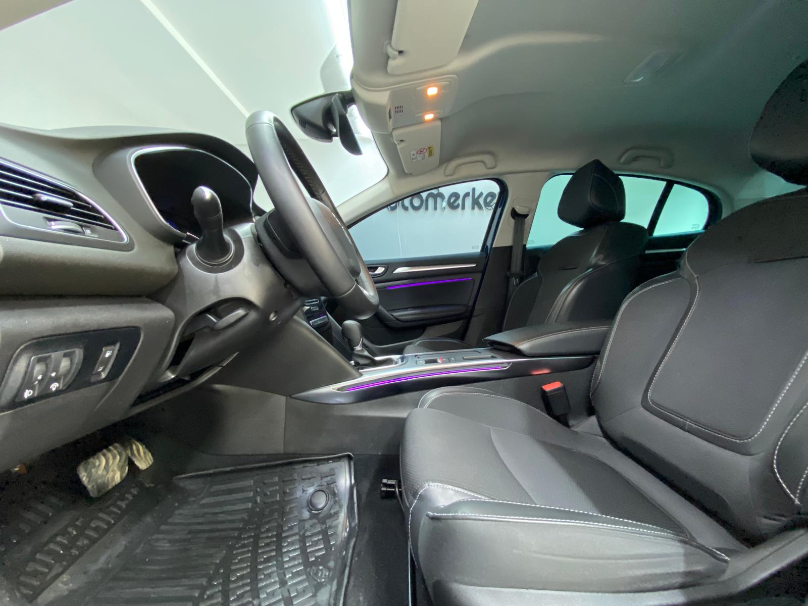 RENAULT MEGANE 18